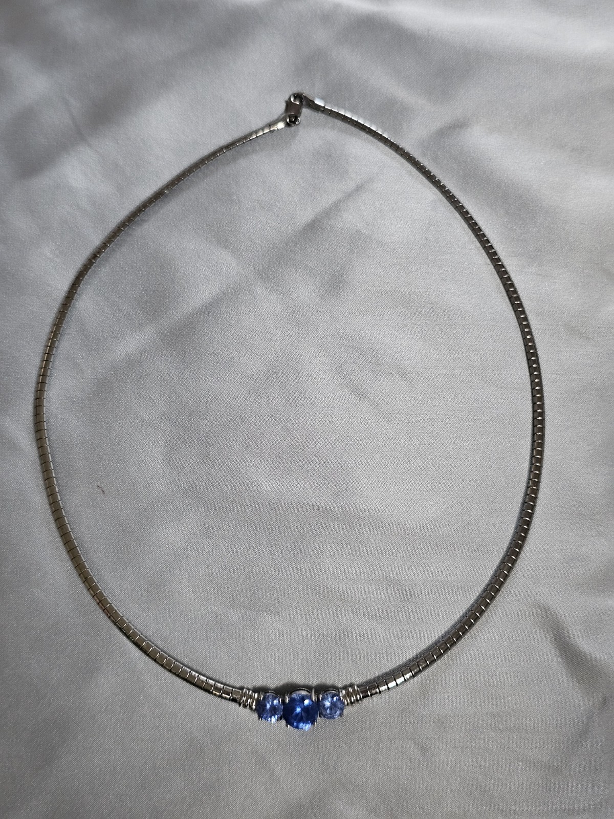 Vintage 925 Sterling Silver Periwinkle Iolite Tanzanite Glass 18″ Necklace Omega