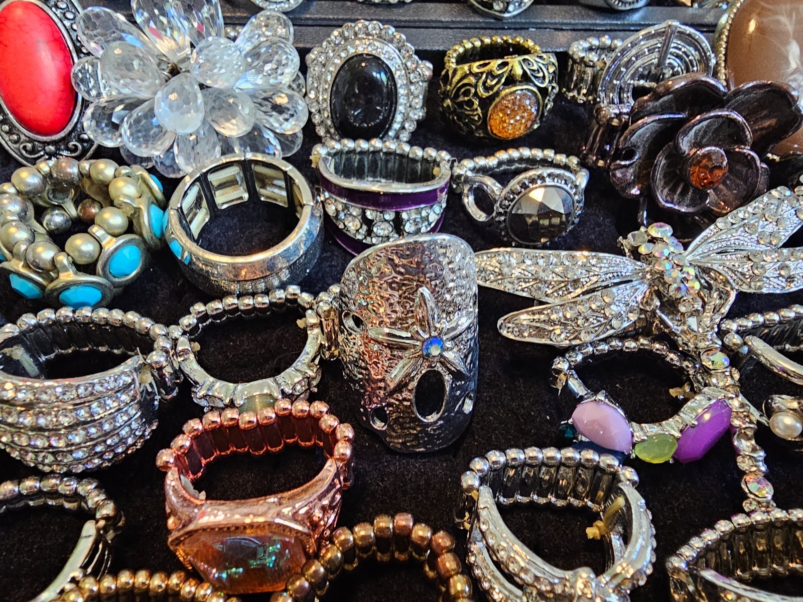 HUGE Lot of 169 Rings All Stretch Bands Rhinestone Retro Fun Colorful Bling!