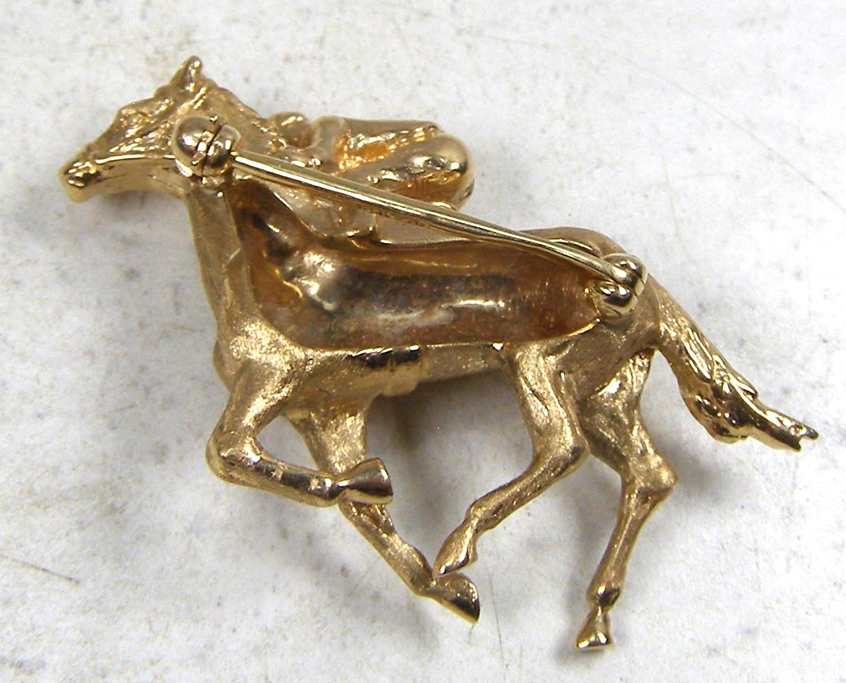 14K Yellow Gold Jockey on Running Horse Brooch Pin Equestrian Jewelry