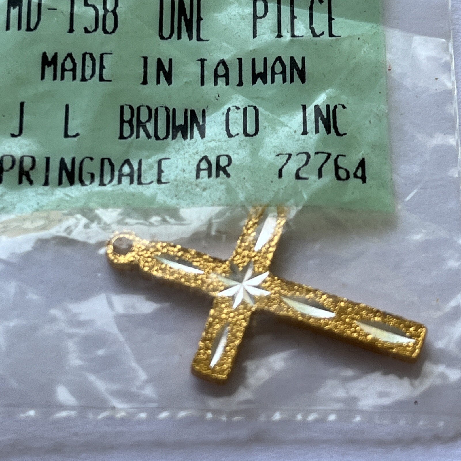 Cross Vintage Goldtone Plated Aluminum Deco Diamond Cut Design Pendant JL Brown