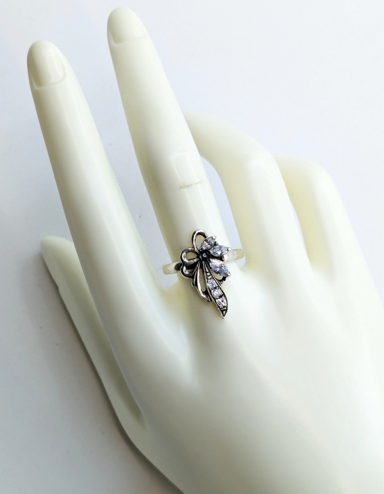 Vintage Luxury RING Silver 925 with Bright Stones-size: 9.5US(19.5mm) Ukraine#79