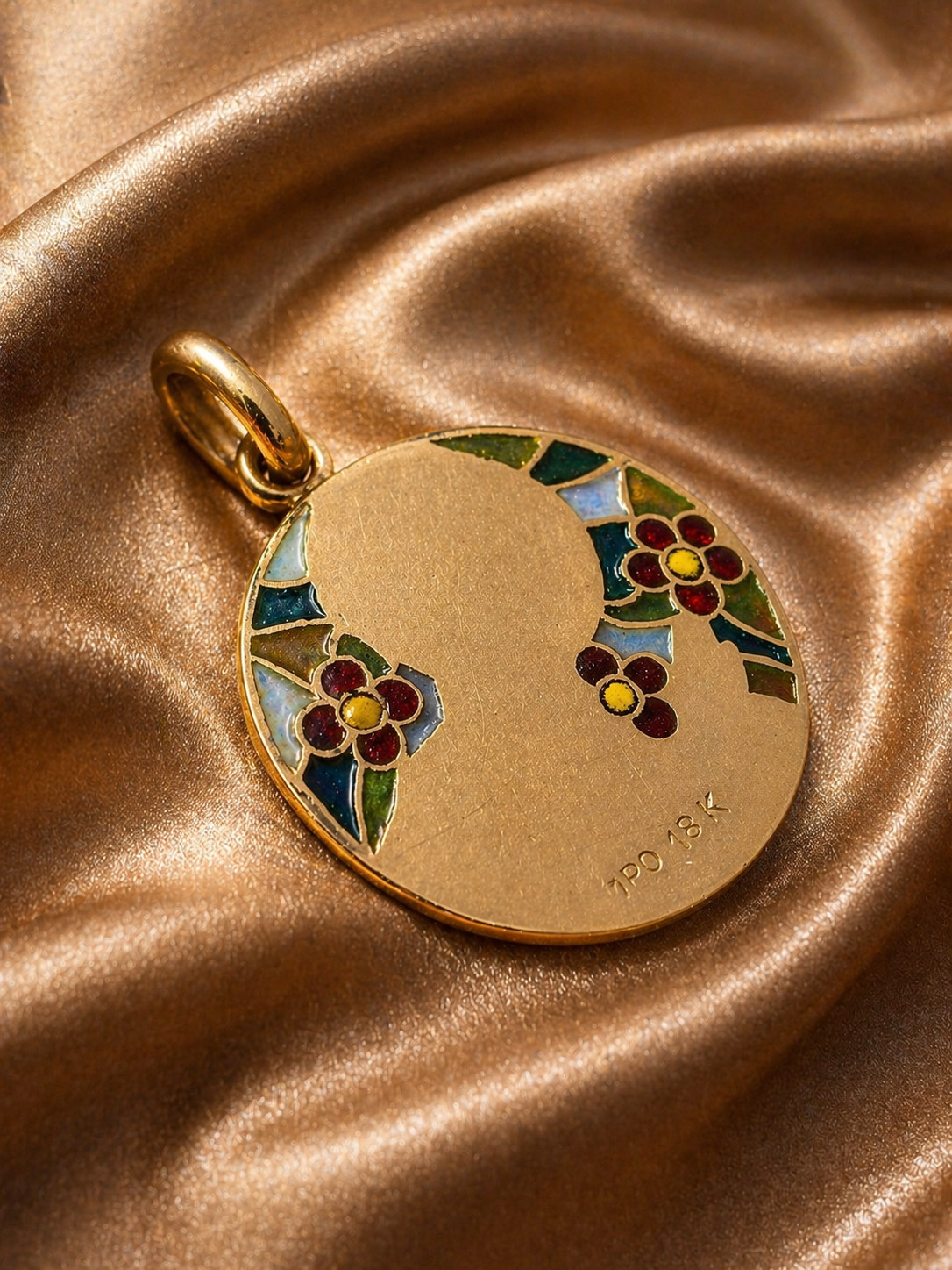 Virgin Mary Pendant 18K Gold Plique-à-Jour Enamel Religious Antique Art Nouveau