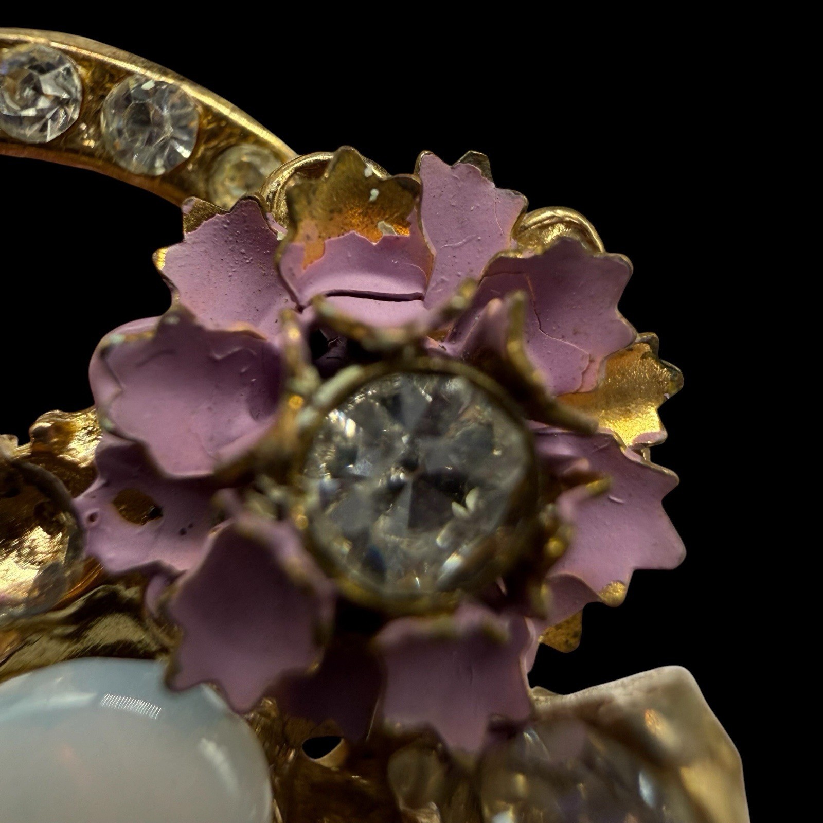 Circle Wreath Enamel Flower Opalescent Heart Rhinestone Pin Brooch As Is 1960s