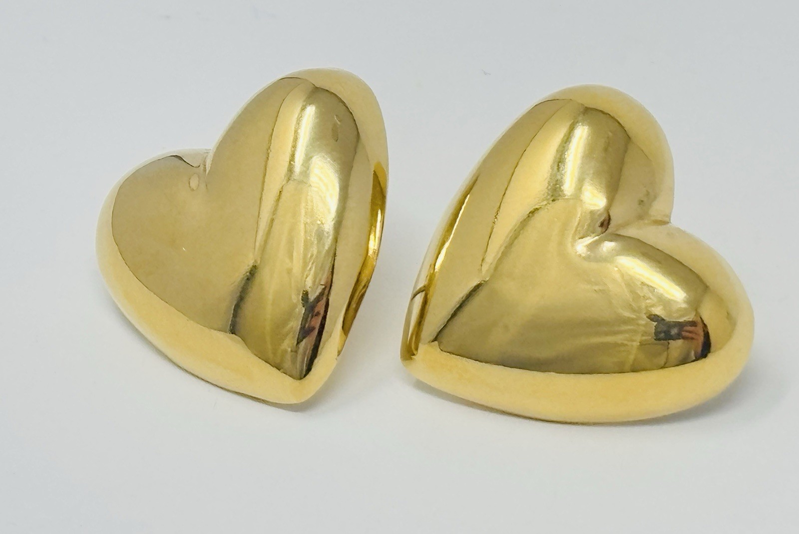 Vintage Estate Large 80s 90s Puff Heart Stud Earrings Bold Gold Tone 1″