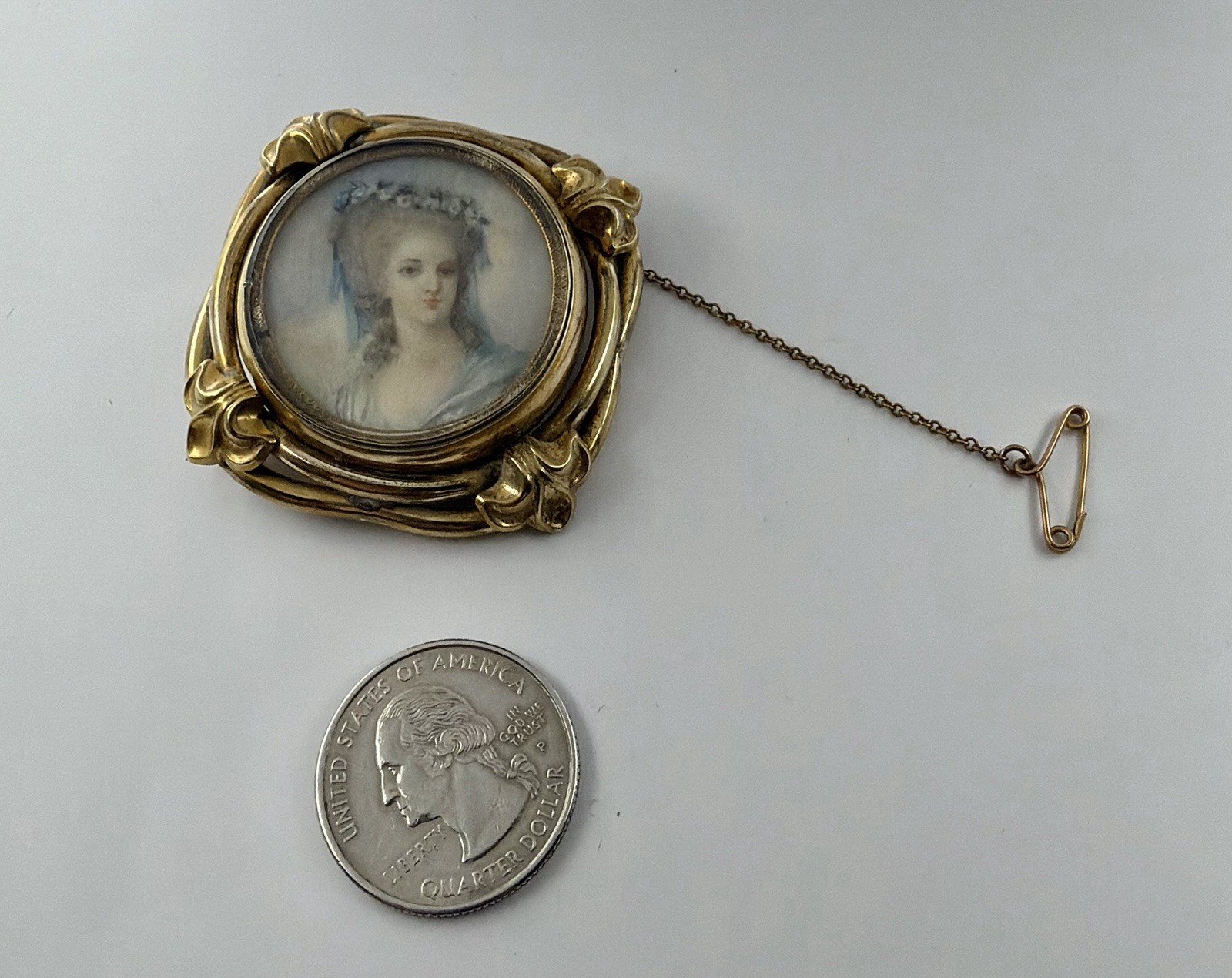 Victorian Hand Painted Georgian Lady Porcelain Portrait Frame Locket Brooch