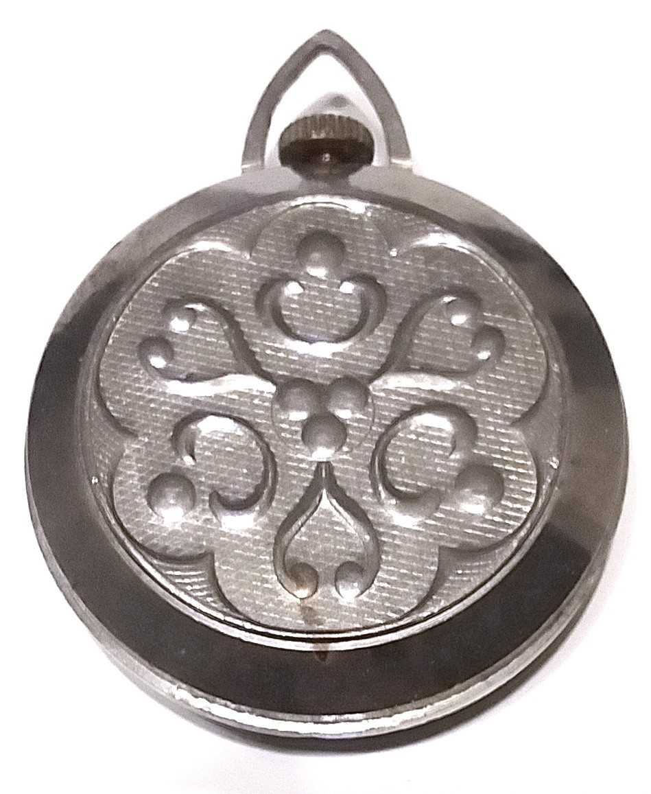 RARE VINTAGE – ENDURA PENDANT WATCH WITH GOLD TONE DESIGN – NEEDS WORK