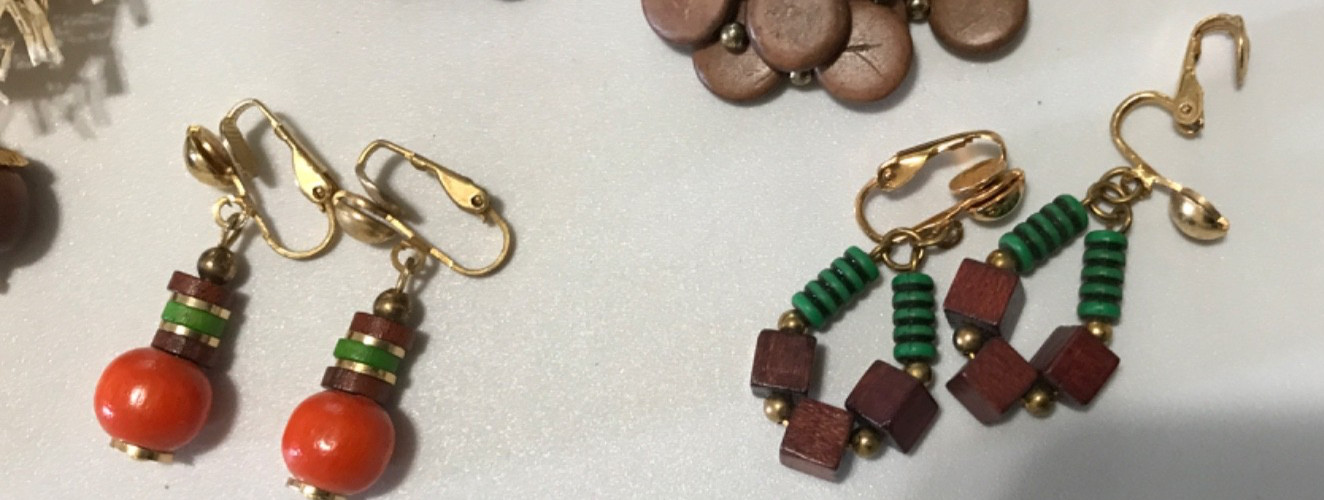 Vintage Unique MOD BOHO Wood Jewelry Necklace,Bracelets ,Earrings, Pins Lot