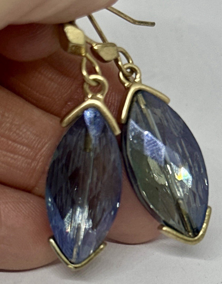 Vintage Gold Tone Blue Faceted Glass Dangle Pierced Earrings