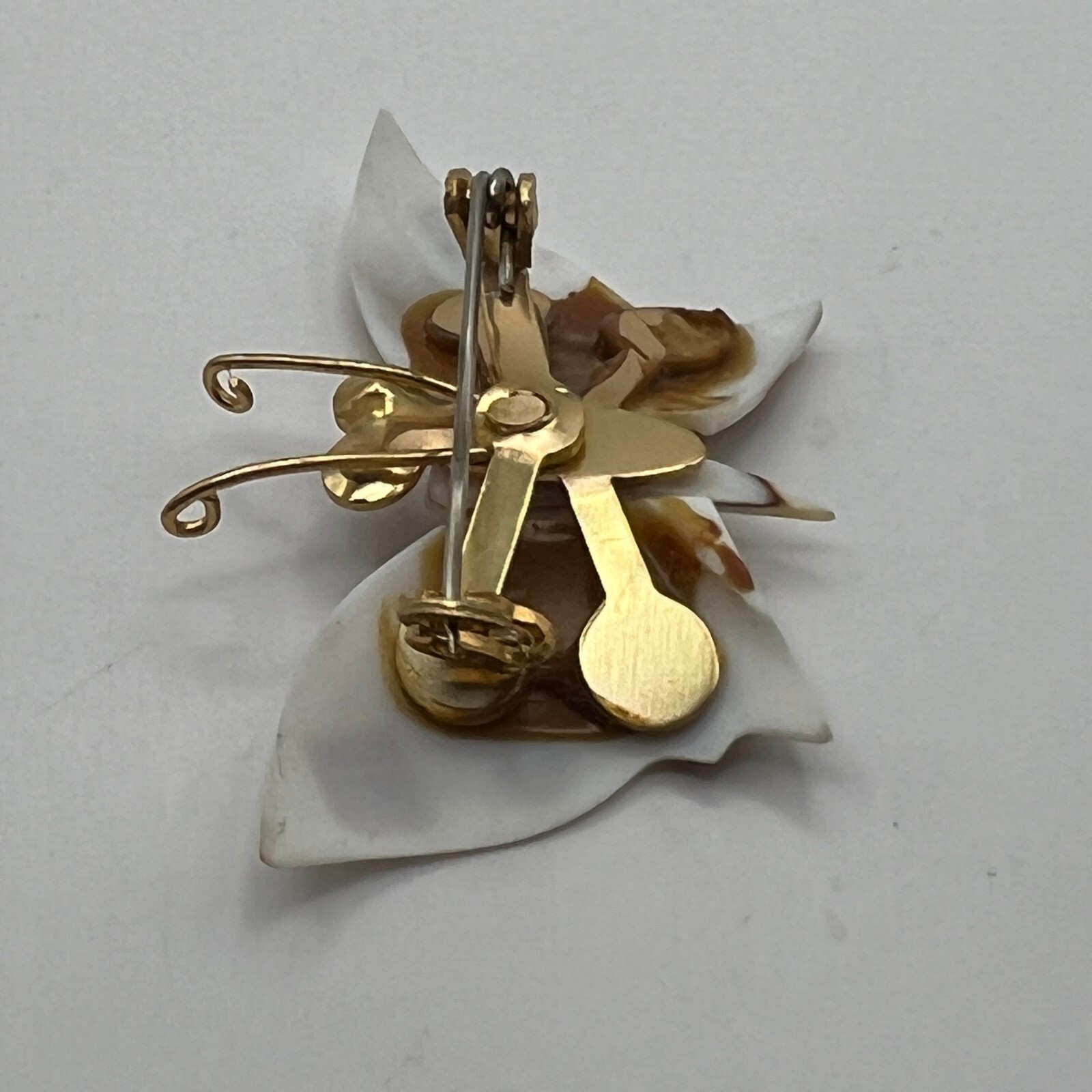 Vintage Shell Butterfly Brooch White Brown Gold Tone Seashell Pin