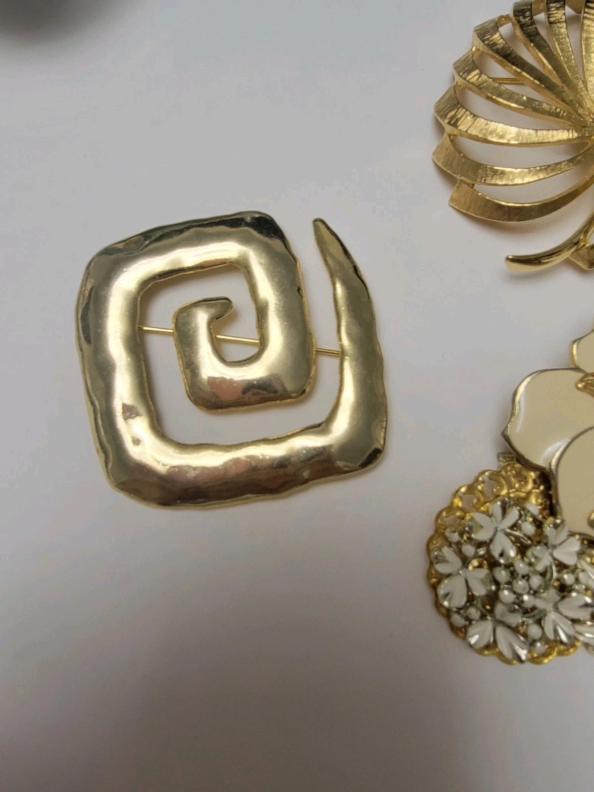Lot of 5 Vintage Designer Costume Jewelry Brooches & Scarf Clip Signed