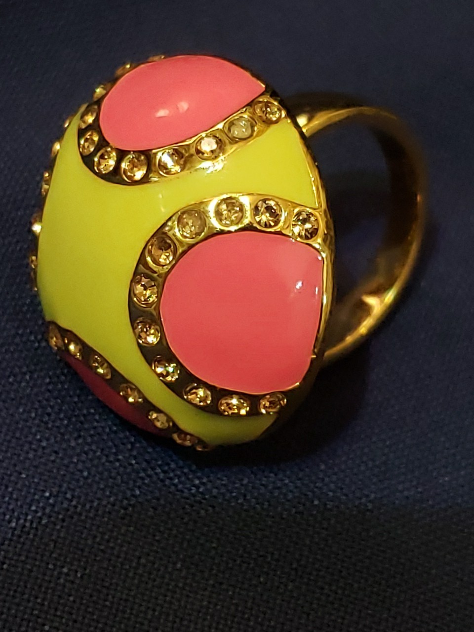 Vintage Kate Spade Statement Ring Bold Pink and Green Dome Design sz 5 1/2 (T110