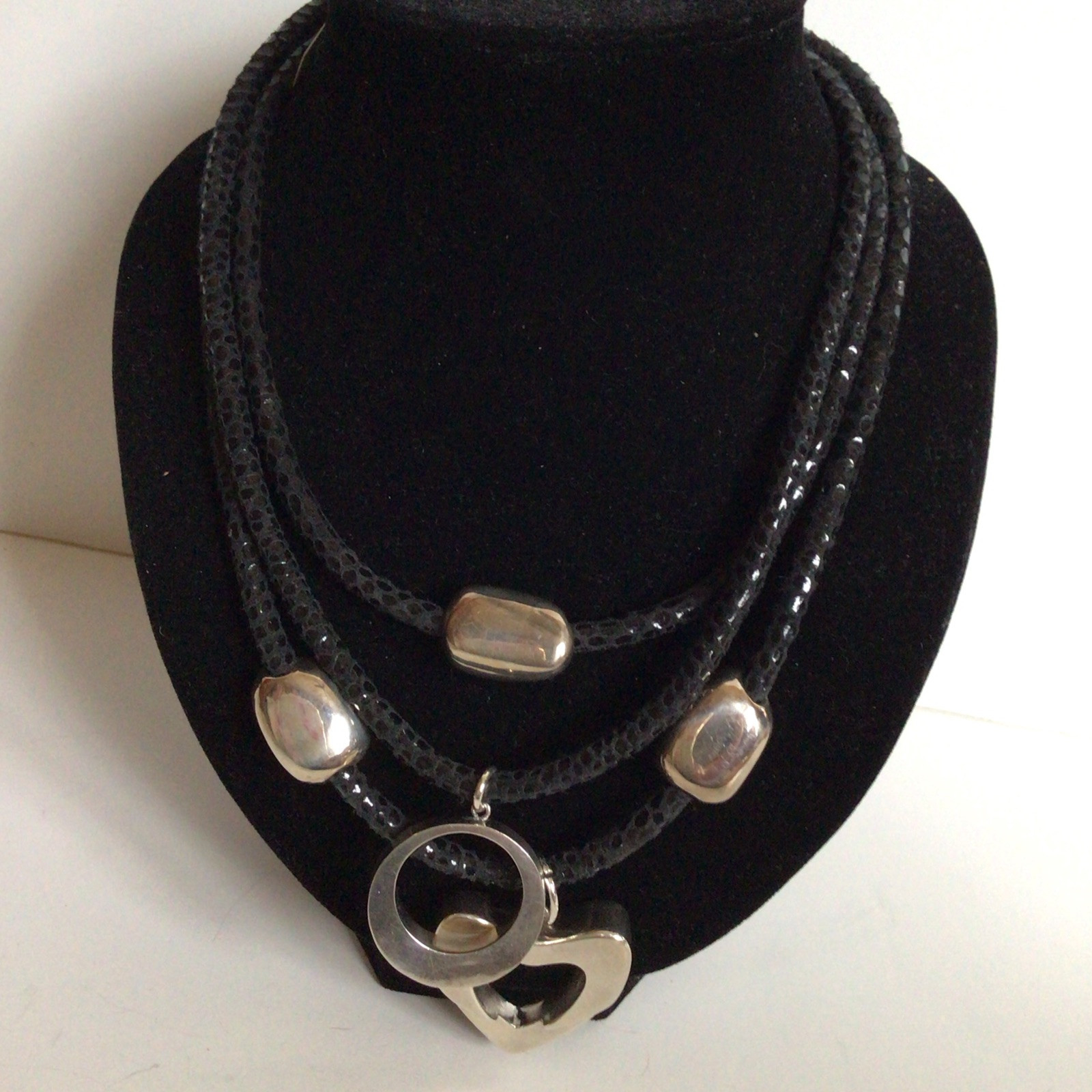 GORGEOUS SEBBAG VON MUSULIN NECKLACE PENDANTS STERLING BEAUTIFUL HEART & CIRCLE