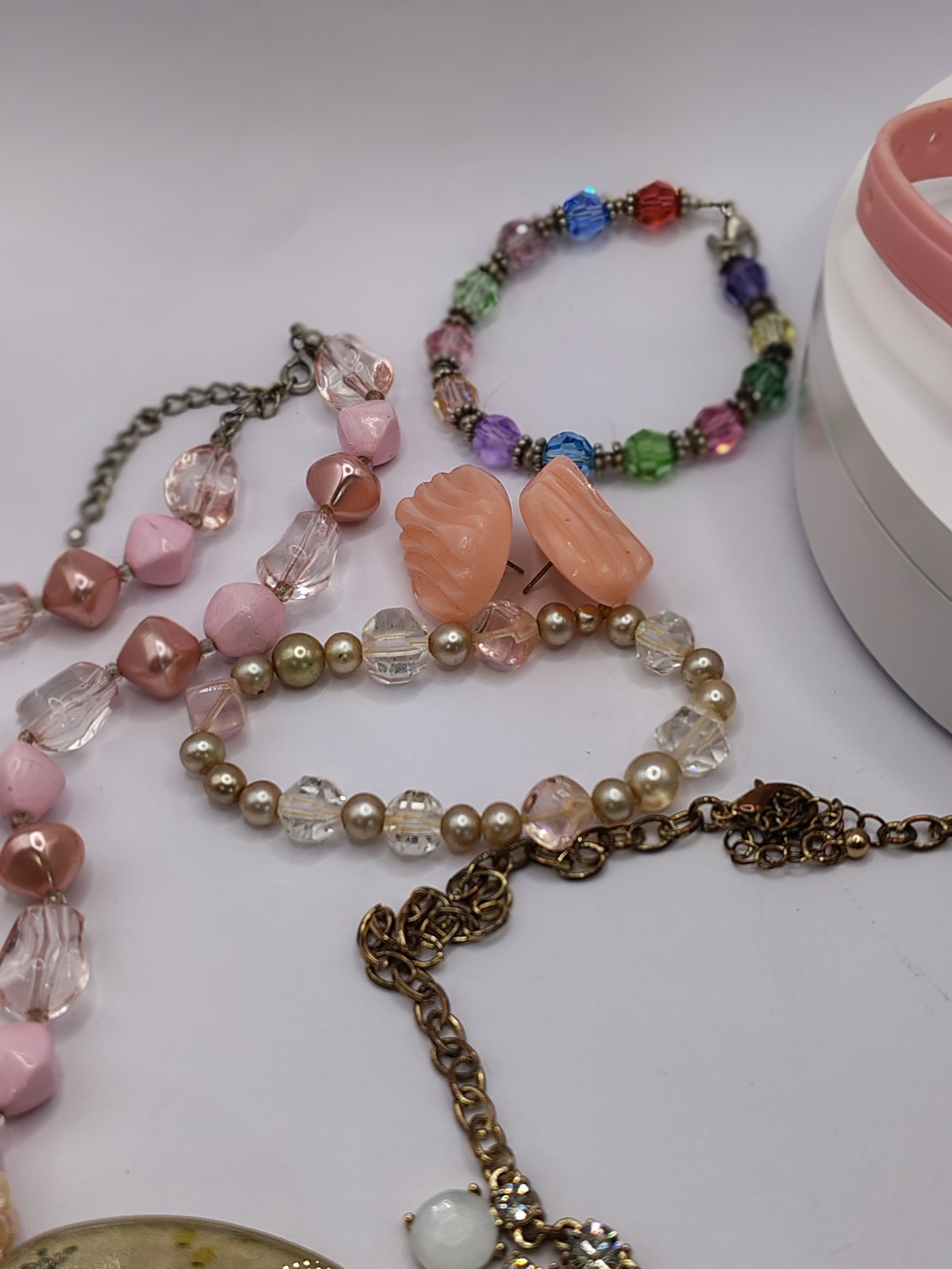 S547 Vtg Pink Jewelry Lot Avon Bracelet Seahorse Brooch Necklace Cross
