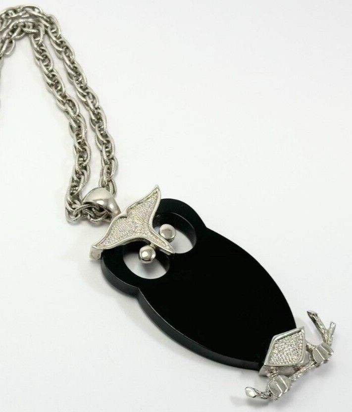 Silver Tone Necklace With Silver & Black Acrylic Owl Pendant Vintage