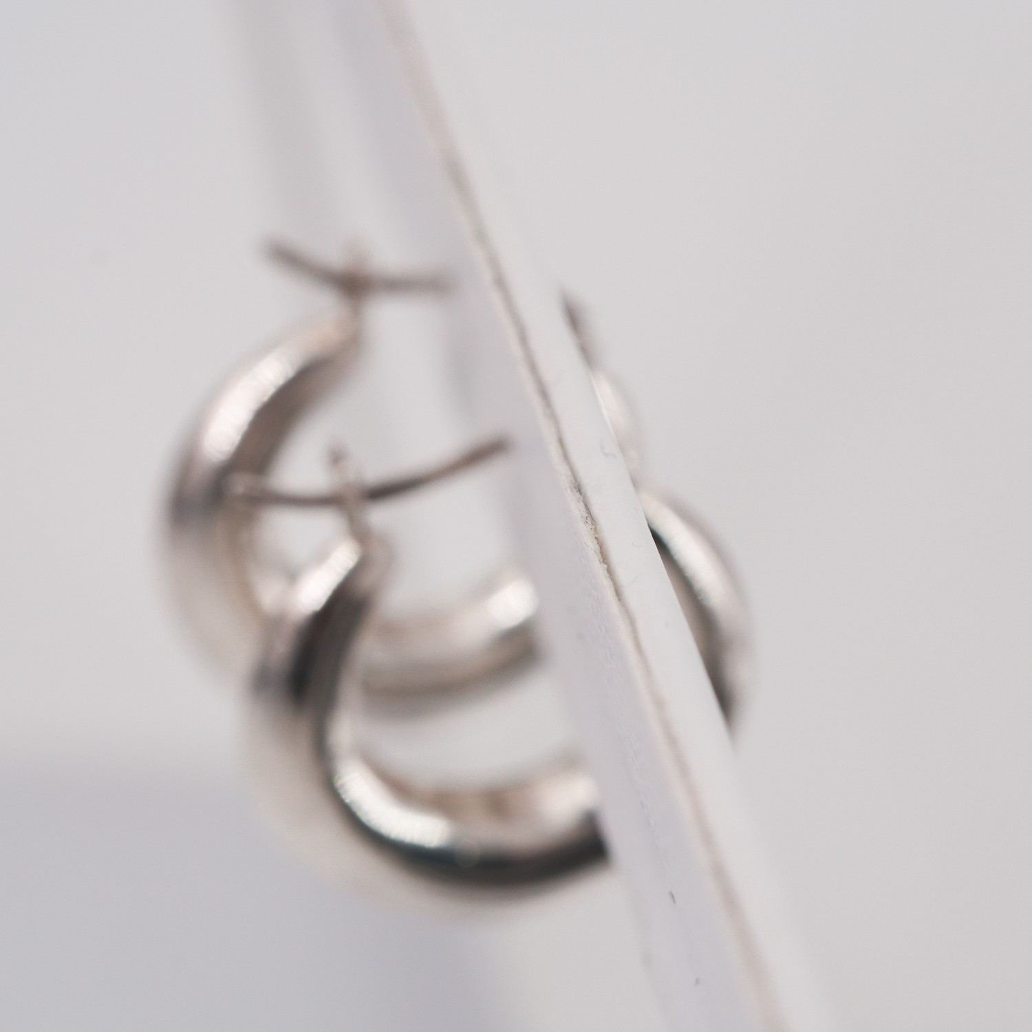 3.7g Pranda Design Sterling Silver Vintage 3/4in Smooth Hoop Earrings Leverback
