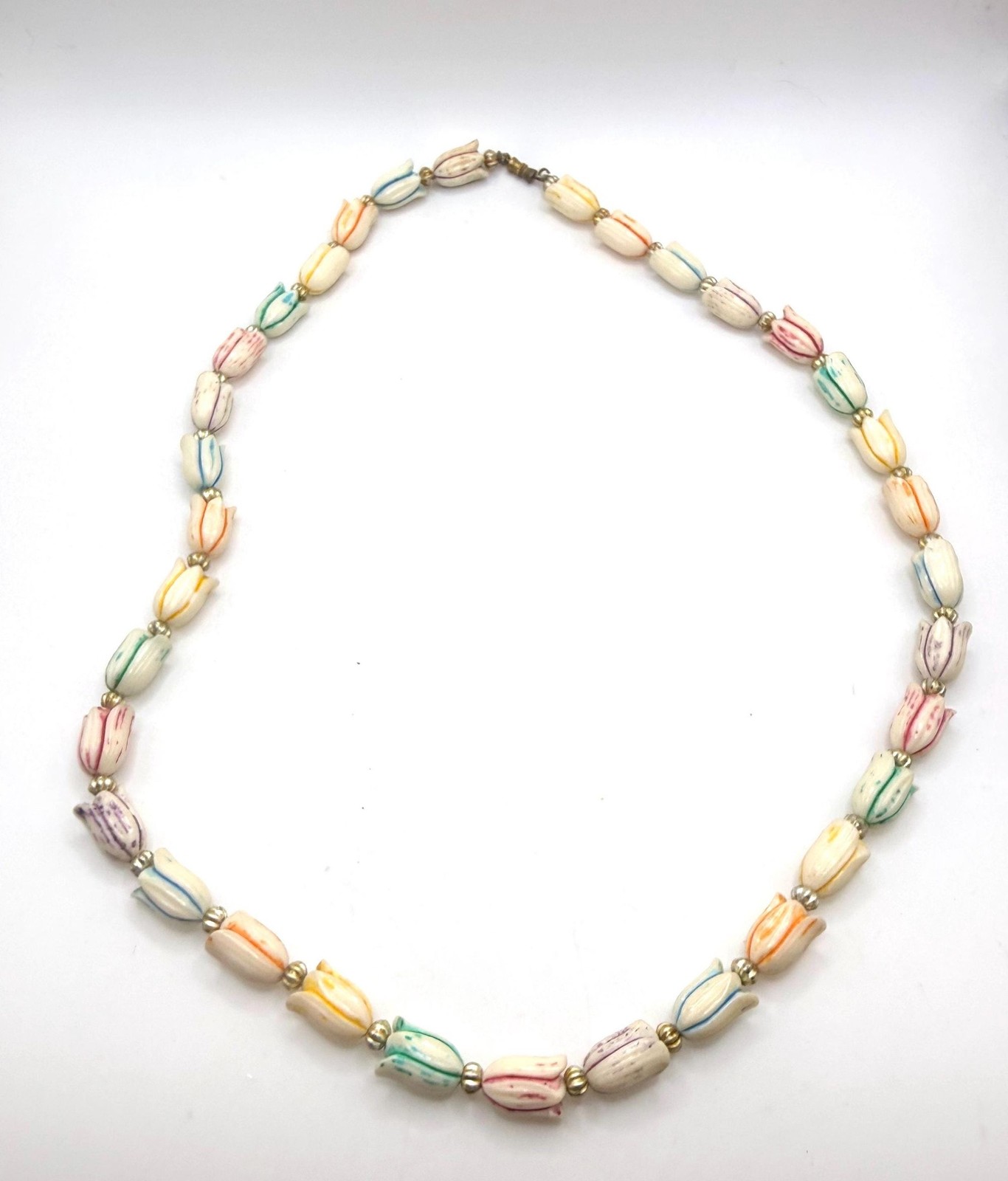 Vintage colorful textured off white acrylic tulip beaded necklace