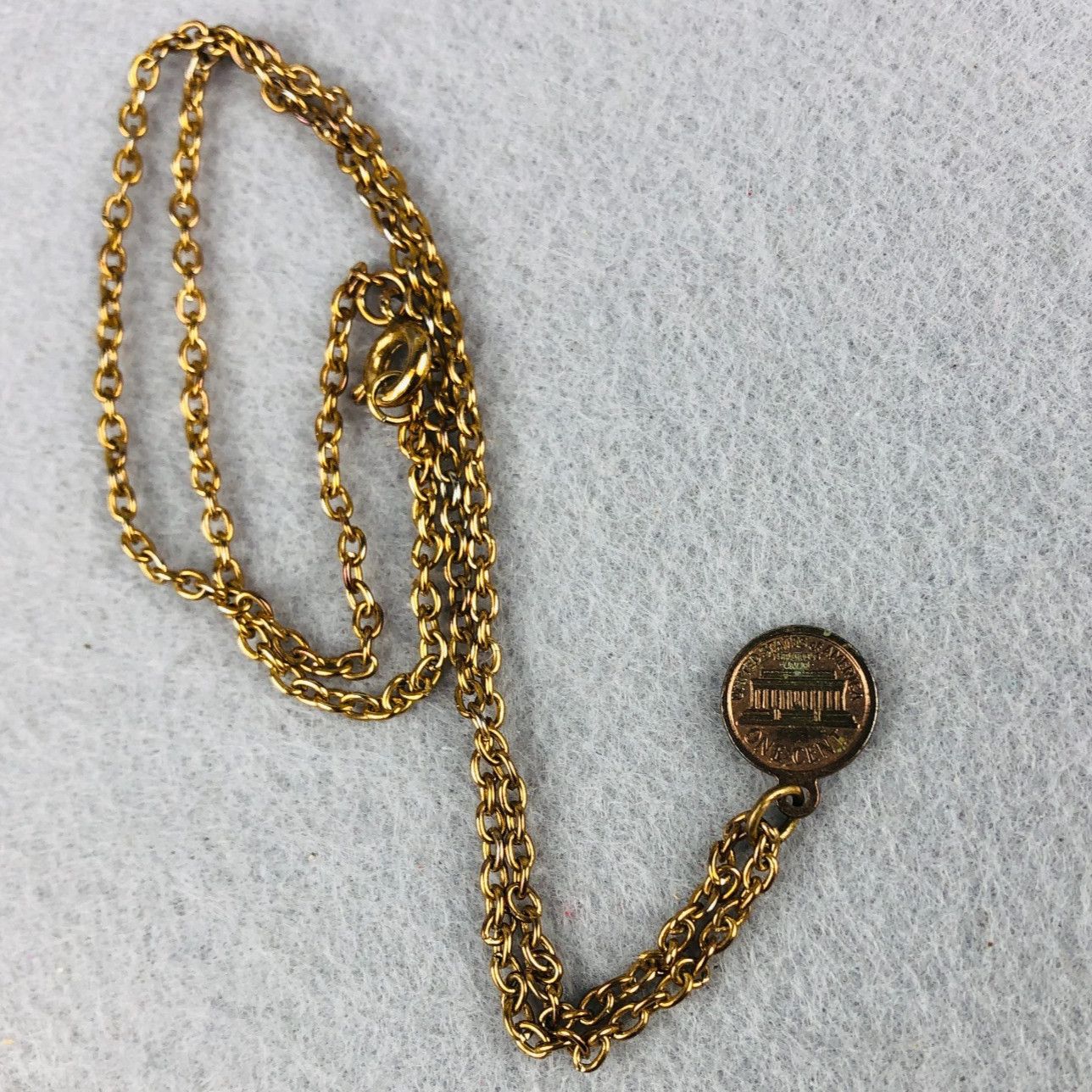 Penny Miniature 10mm Coin Charm Pendent Necklace Vintage 16″ gold tone chain