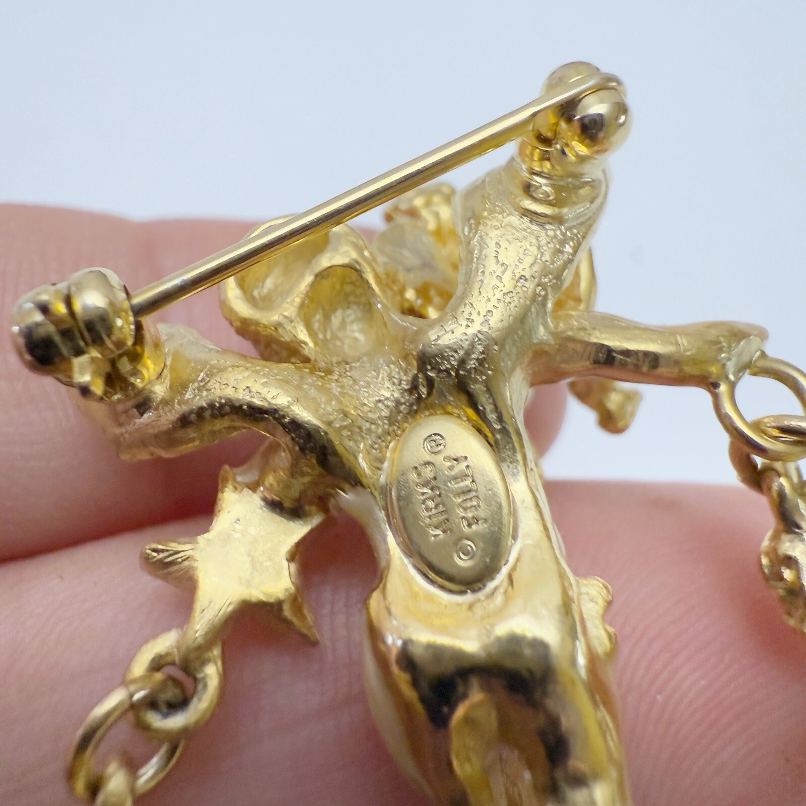 Vintage Kirks Folly Enamel Rhinestone Cherub Angel Dangle Goldtone Brooch Pin