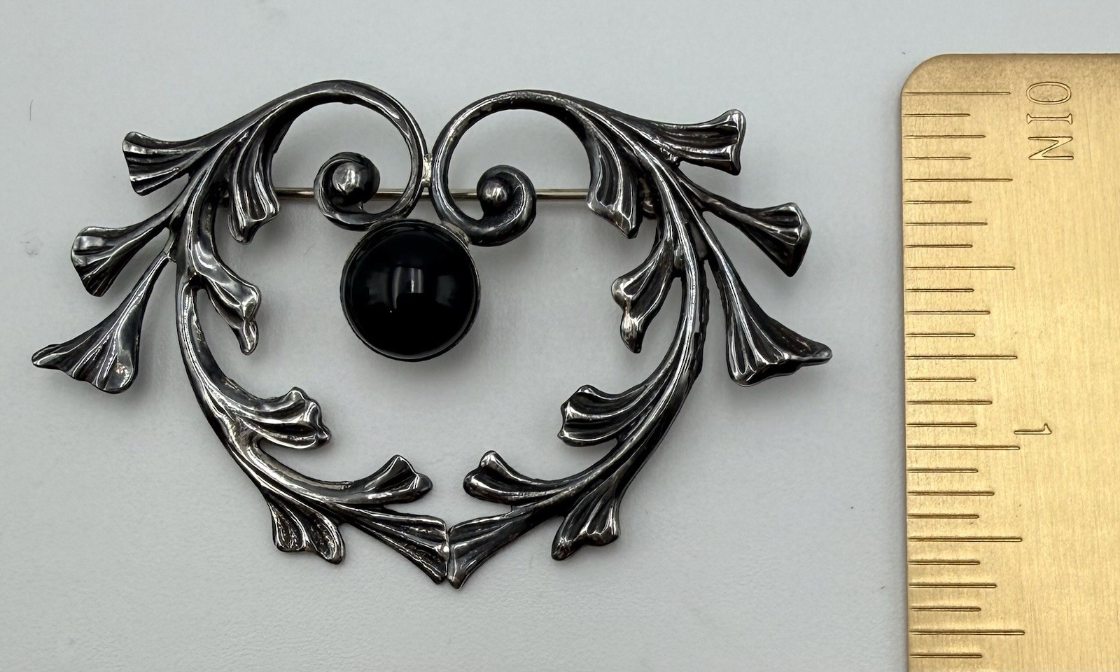 Vtg Silver Tone Black Cabochon Brooch Floral Scroll Art Nouveau Pin Openwork AC