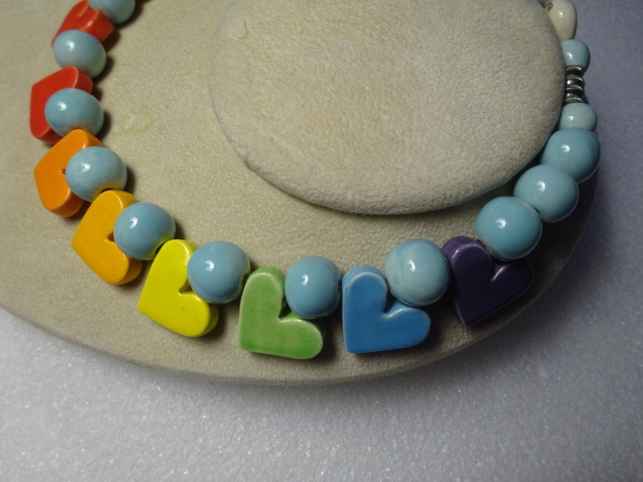 ANTIQUE 1970s PARROT PEARLS COLORFUL NECKLACE “Ceramic Beads & Hearts” STUNNING