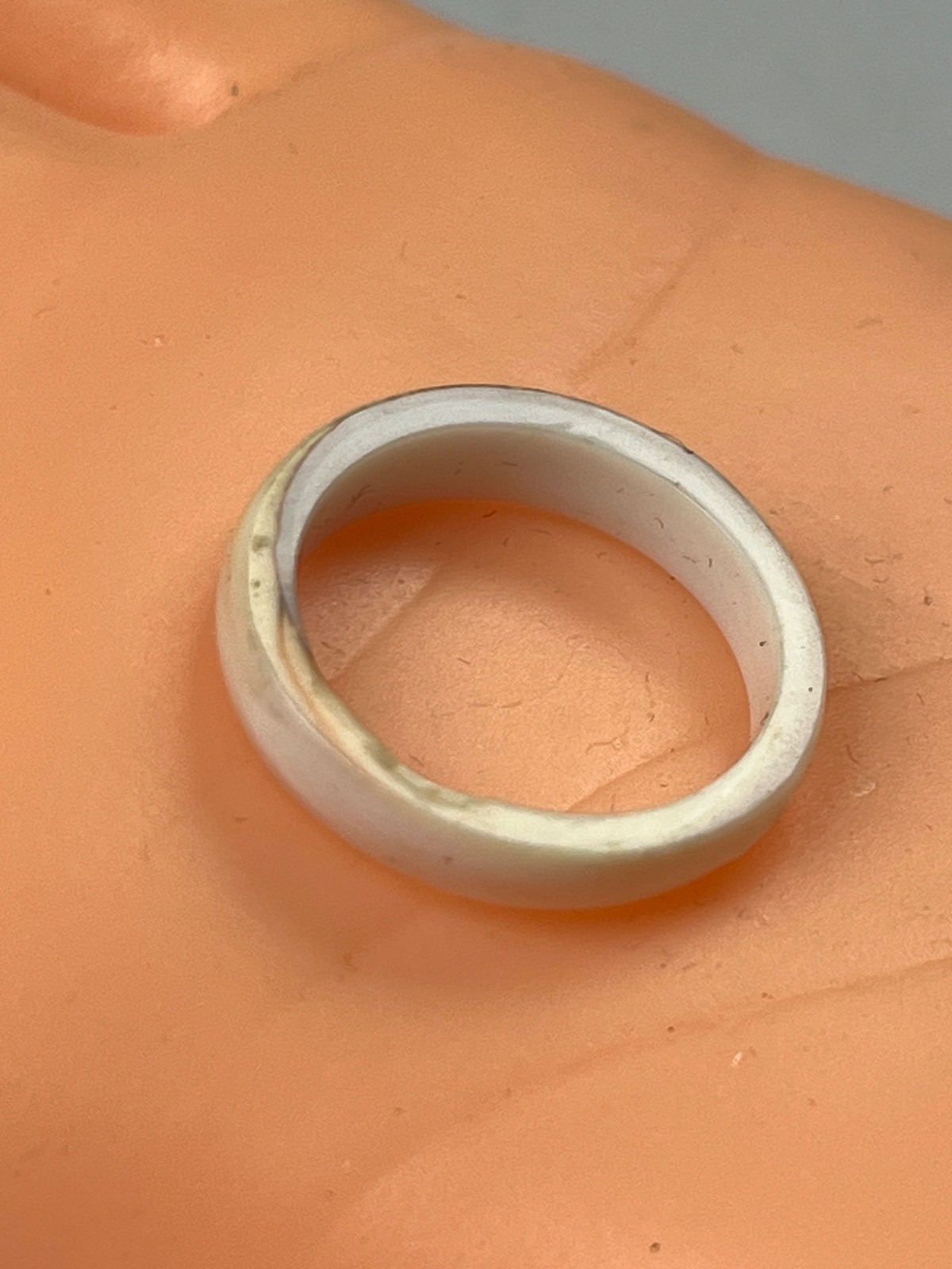 Simple Orange Cream & Flecks of Brown Seashell Stacking or Not Band Ring Size 5