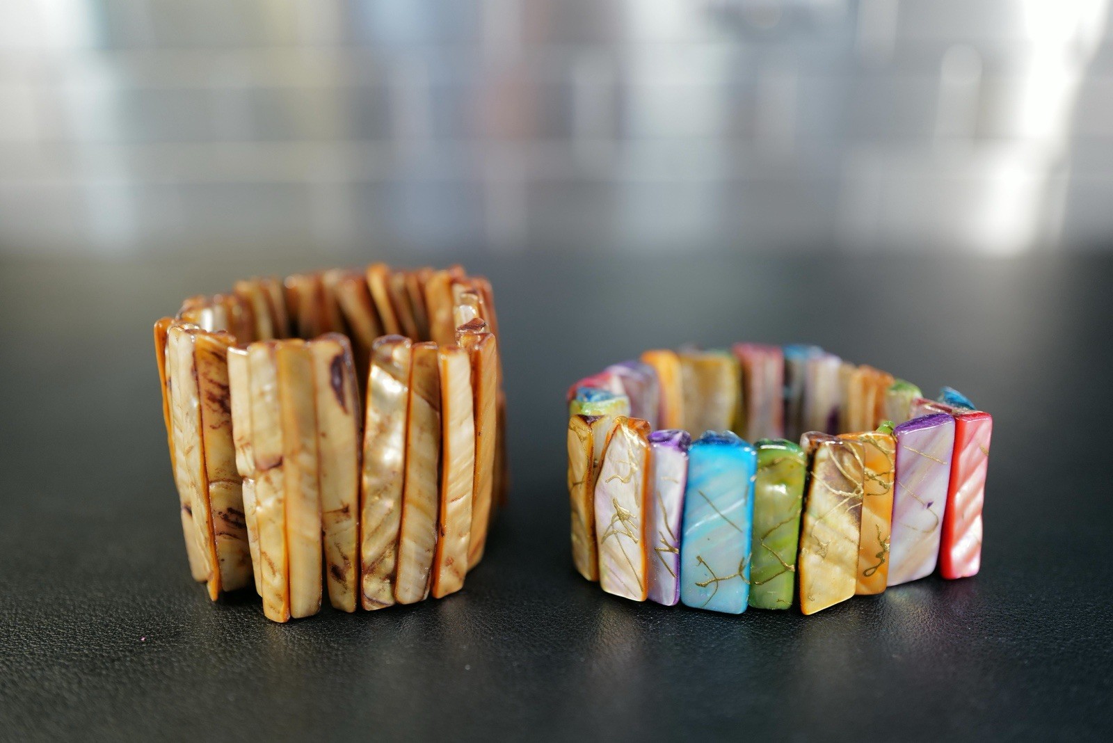 2 Pc Lot Mother Pearl Shell Tile Stretch Bracelets Multi Color Rainbow & Brown