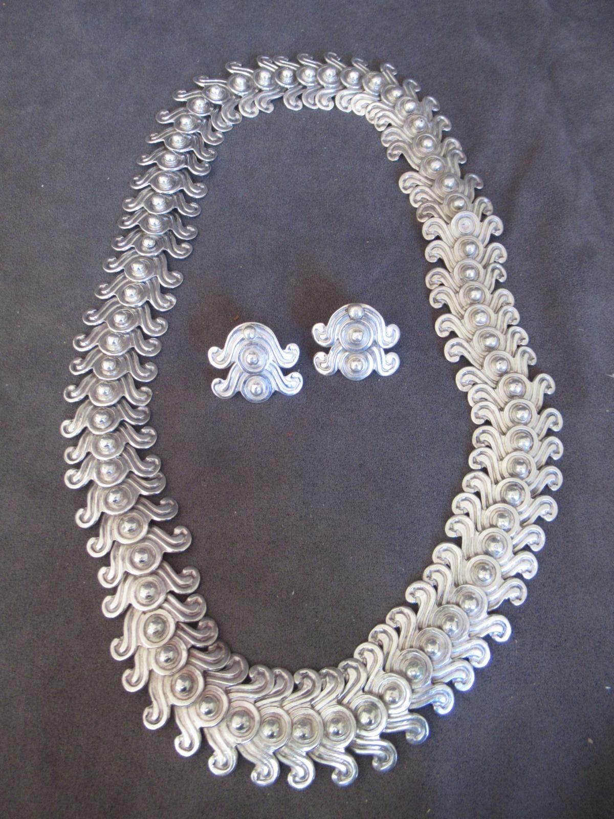 Taxco Los Castillo Mexican Silver Double Swirl 26″ Necklace #262 & Earrings dl