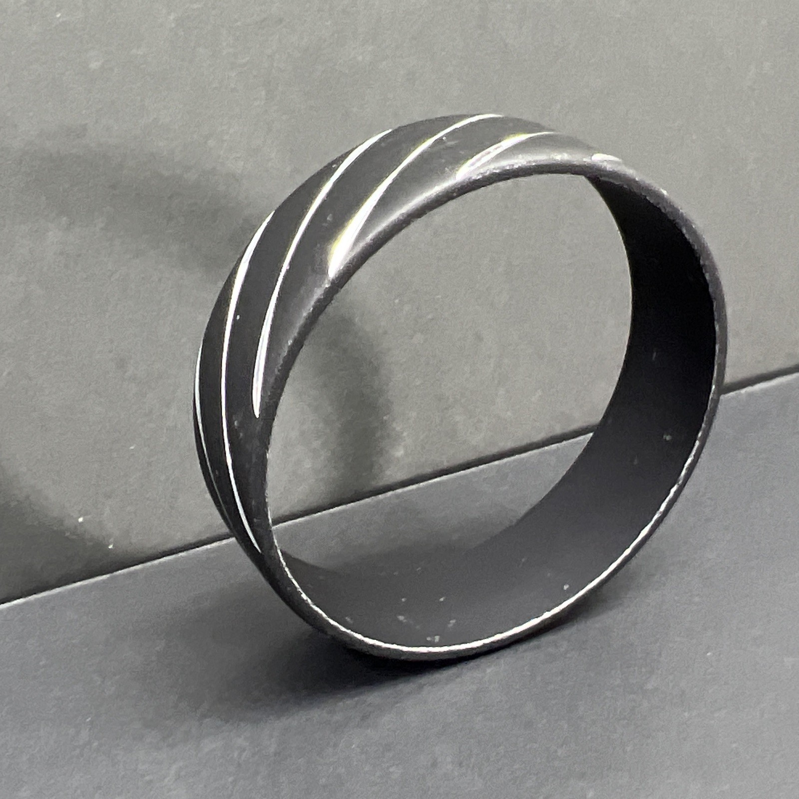 Black Etched Aluminum Stripped Bangle Bracelet Vintage Lightweight 7-1/2”