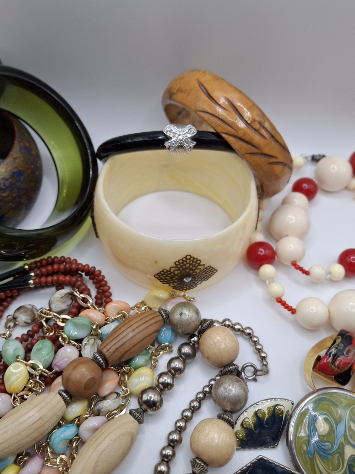 Costume Fashion Funky Retro Multicolor Wearable Mixed Materials Bead Jewelry Lot