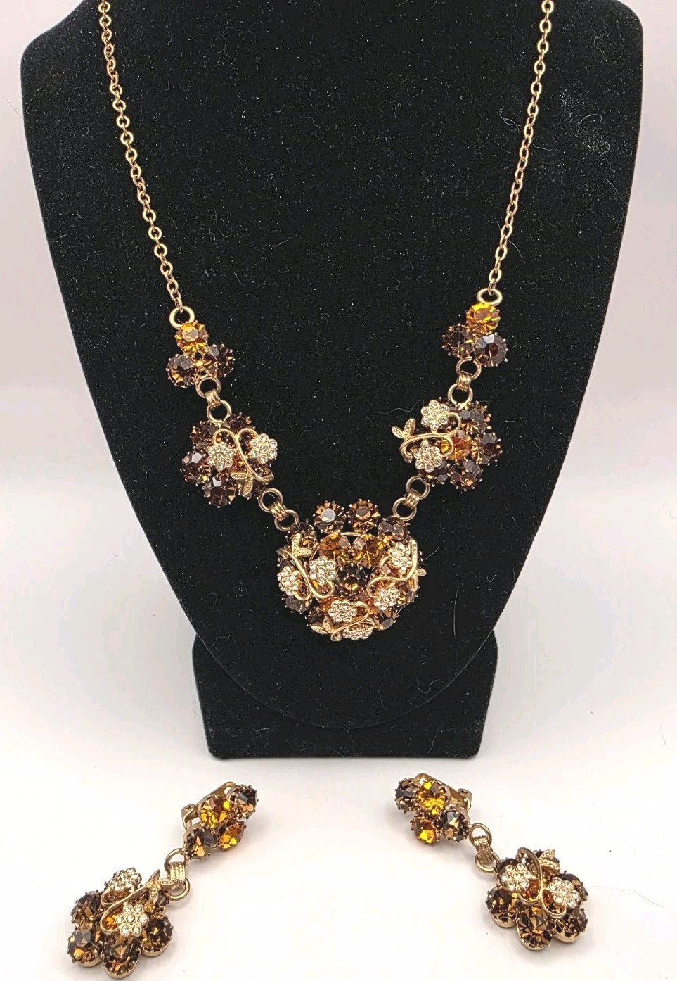 Vintage Unsigned Austria Shades Of Topaz & Crystal W/Floral Overlay Dangle Set