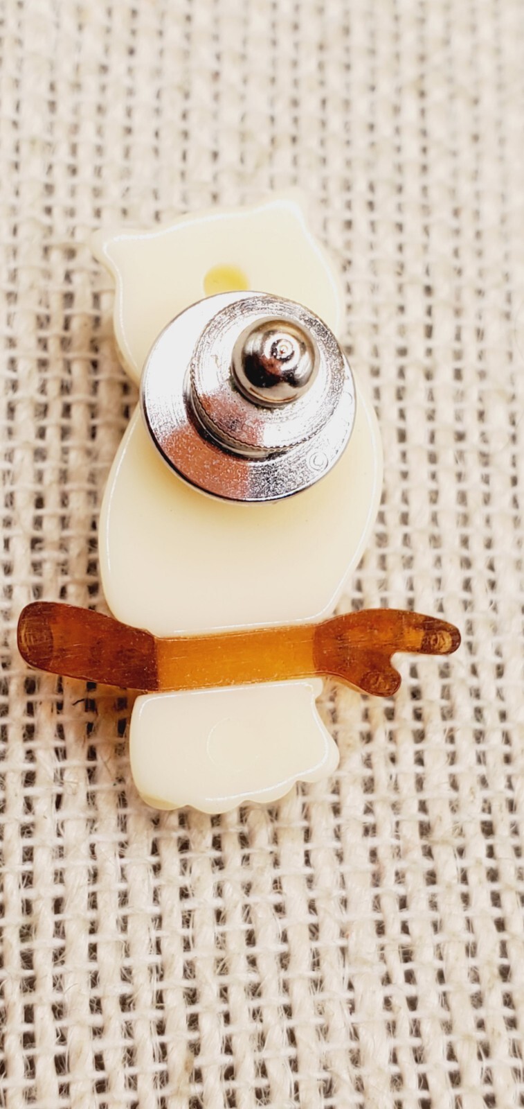 Vintage 1.25″ Avon Lucky Friends Owl Pin White & Brown Lucite brw327