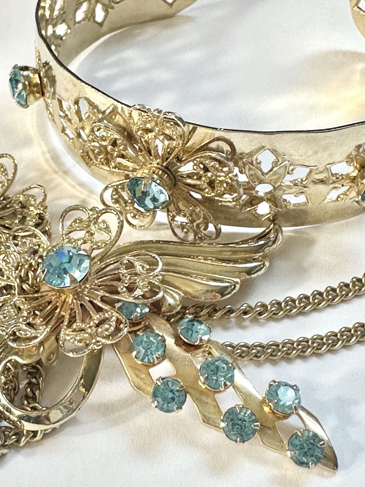 Vintage Set Rhinestone Brooch Pendant Blue Glass Prong Cuff Chain Clip Earrings
