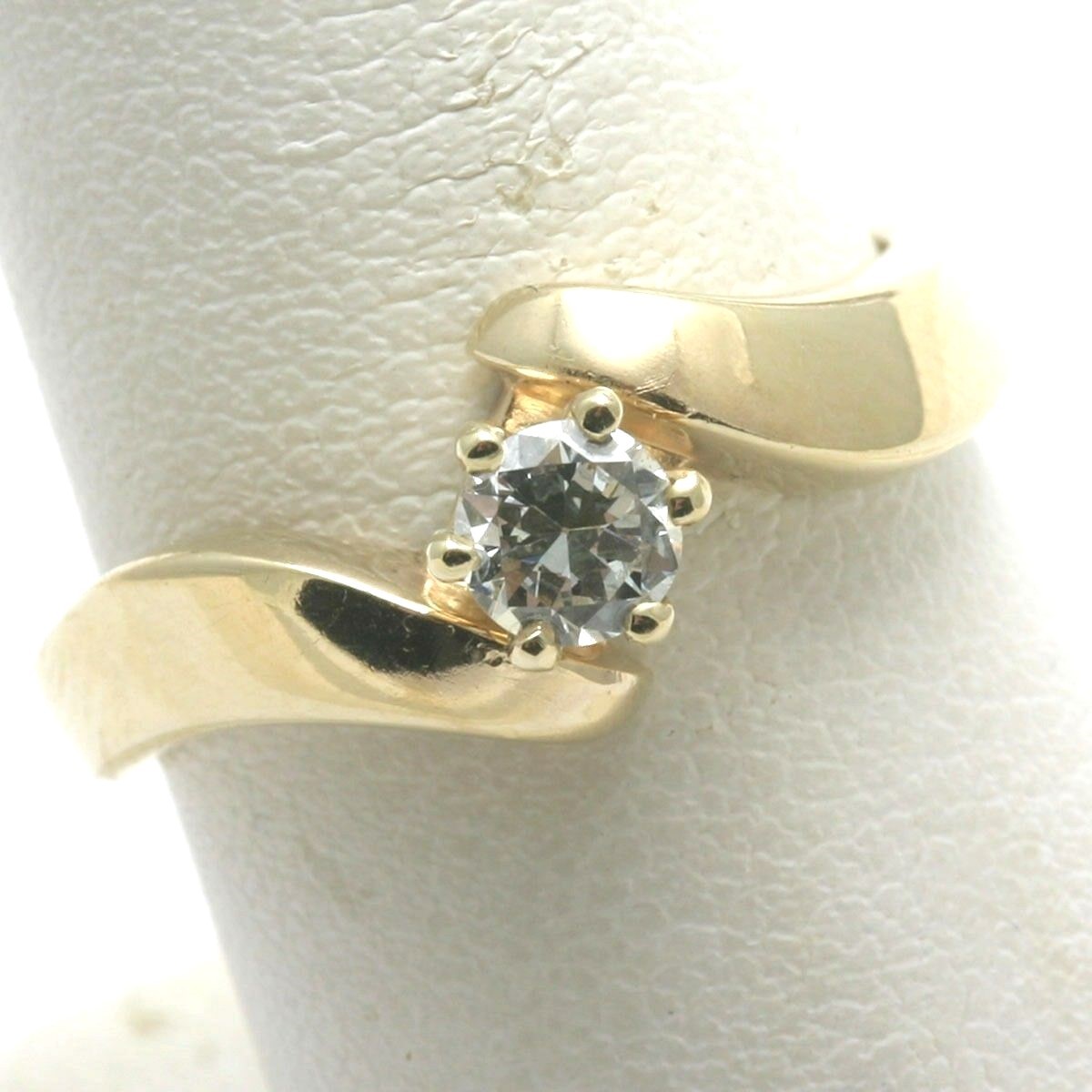 Vintage 14k Diamond Solitaire Engagement Ring 0.35 ct miners cut yellow gold