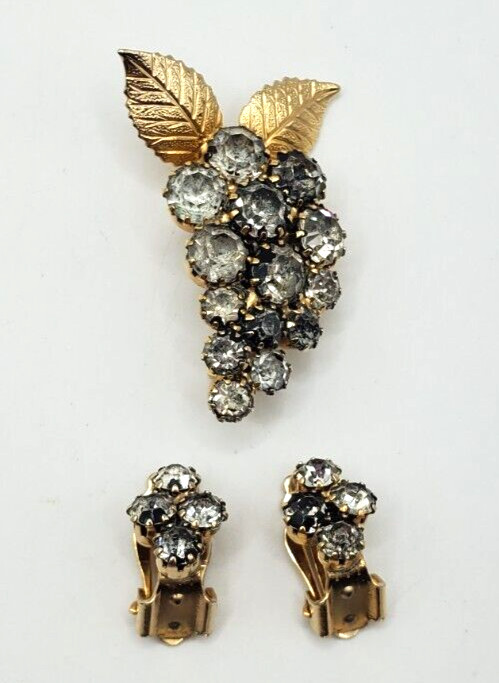 Vintage Bunch of Grapes Rhinestones Mid Century Floral Pin An Clip Earrings