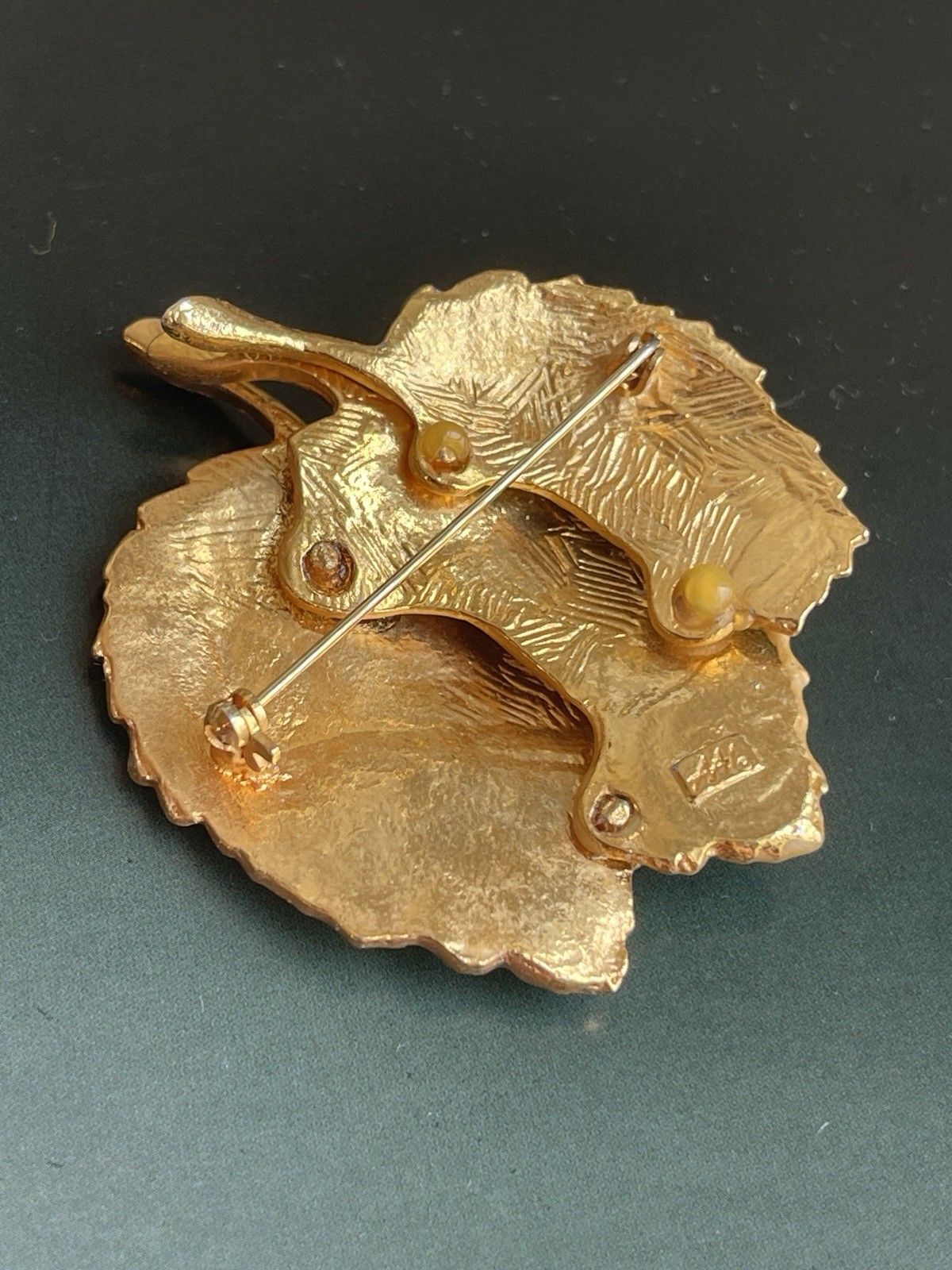 Vintage AAI Gold Tone Autumn Leaf Signed American Arts Inc