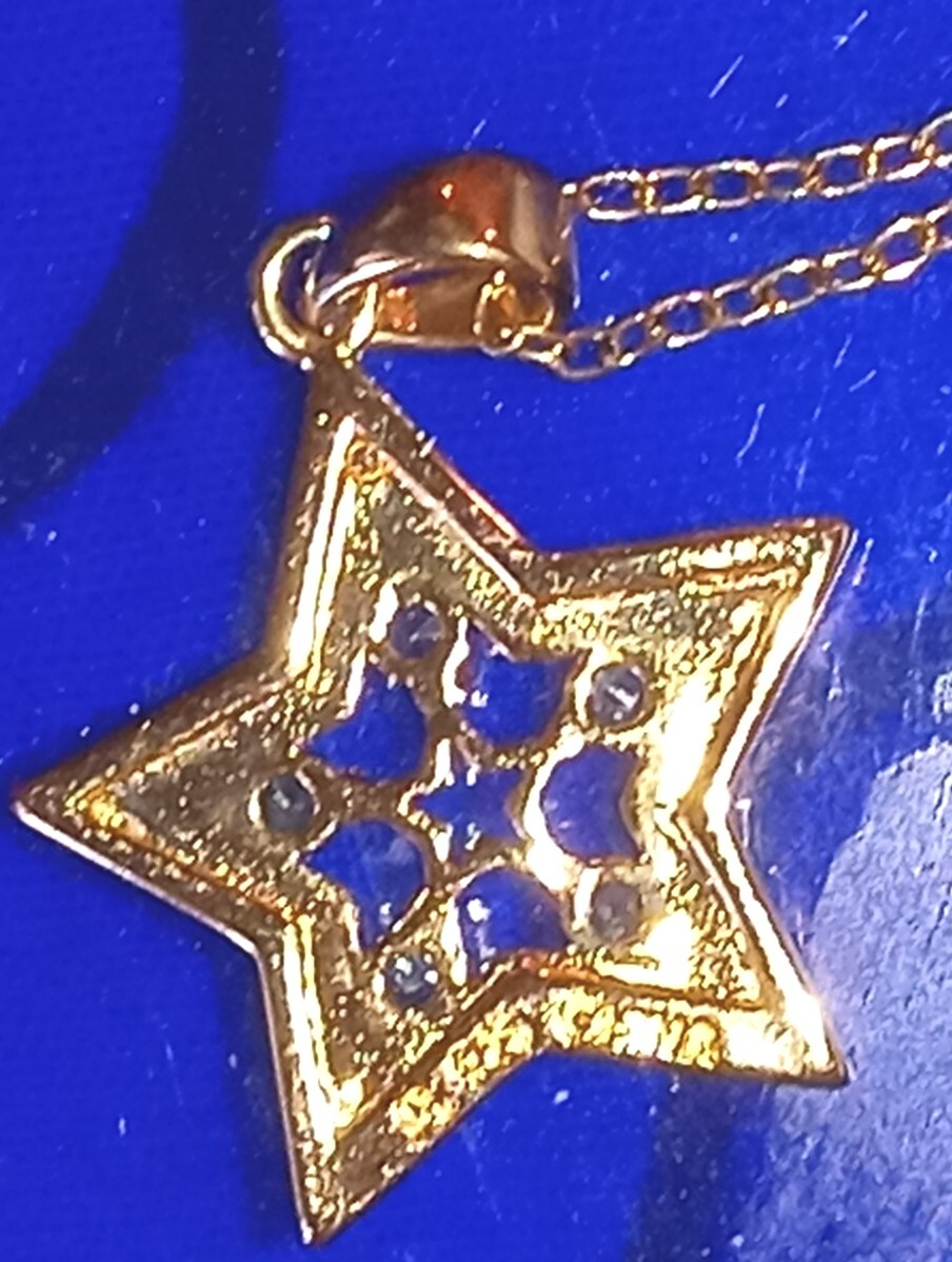 HSN blue Sapphire Vintage star necklace 925 And I Think Tiny Dia? Pics