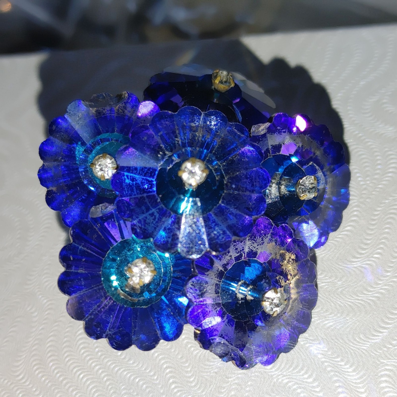Bouquet Brooch Pin Vintage Rivoli Blue Faceted Floral Design Rhinestone Accents