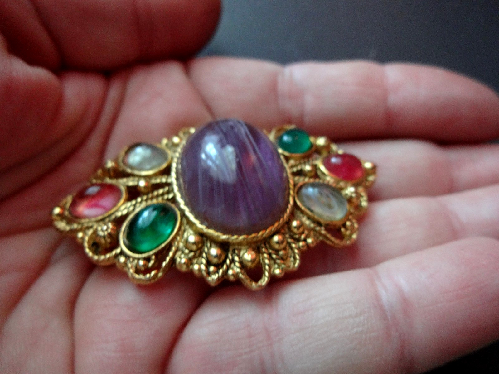 Vtg Gripoix Poured Slag Glass Mogul Multicolor Rhyinestone Jeweled Brooch