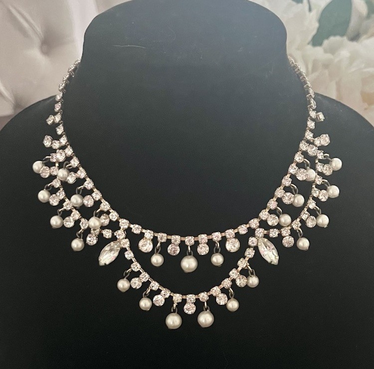 Vintage Clear Crystal Pearl Gold Tone Cascading Collar Beaded Garland Necklace