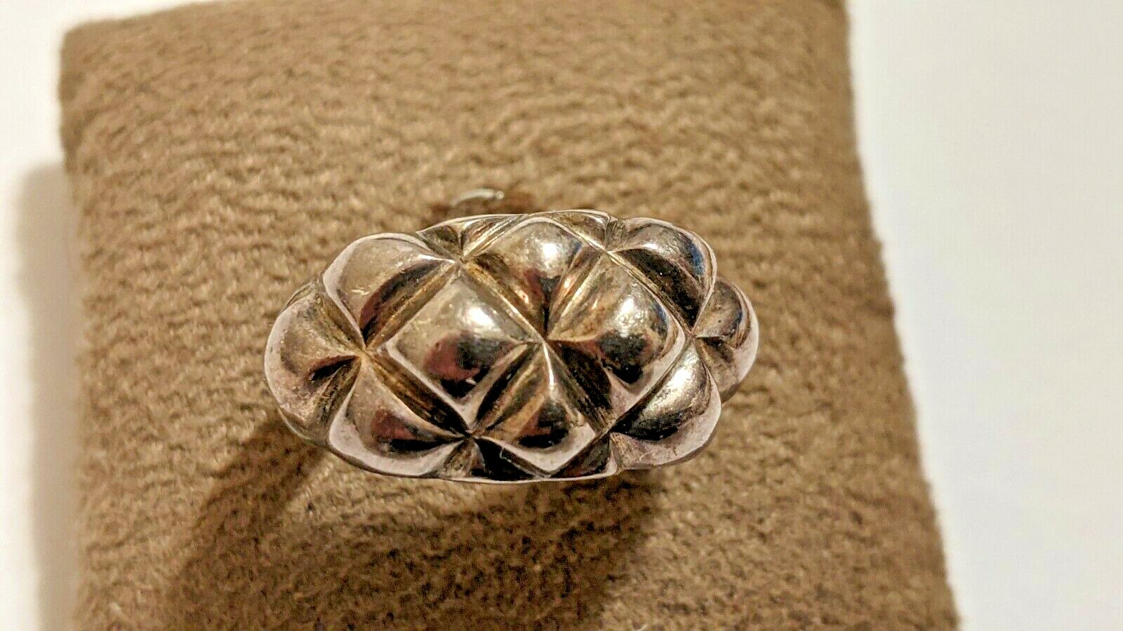 VINTAGE STERLING SILVER RING ABOUT SIZE 7 1/2 HALLMARKED SIGNED 925 TH