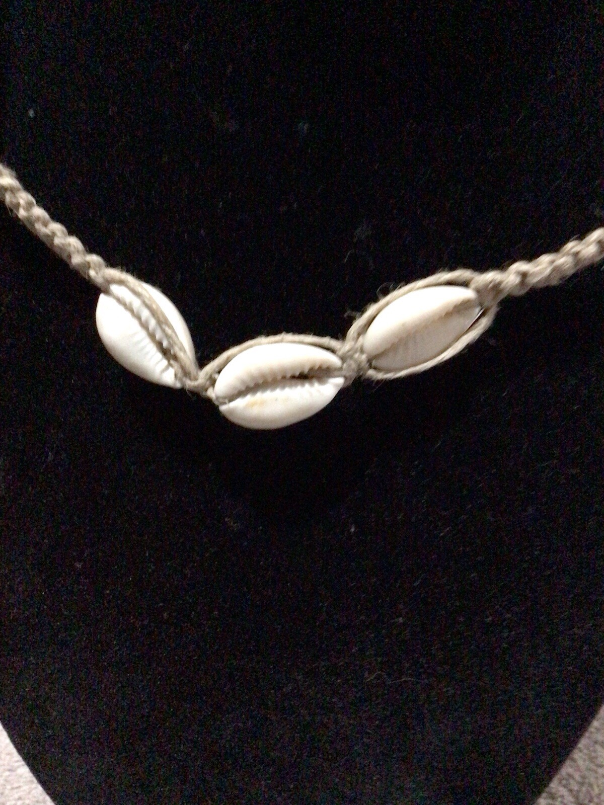 Vintage 90s Woven Hemp And Shell Choker 15 1/2” Overall