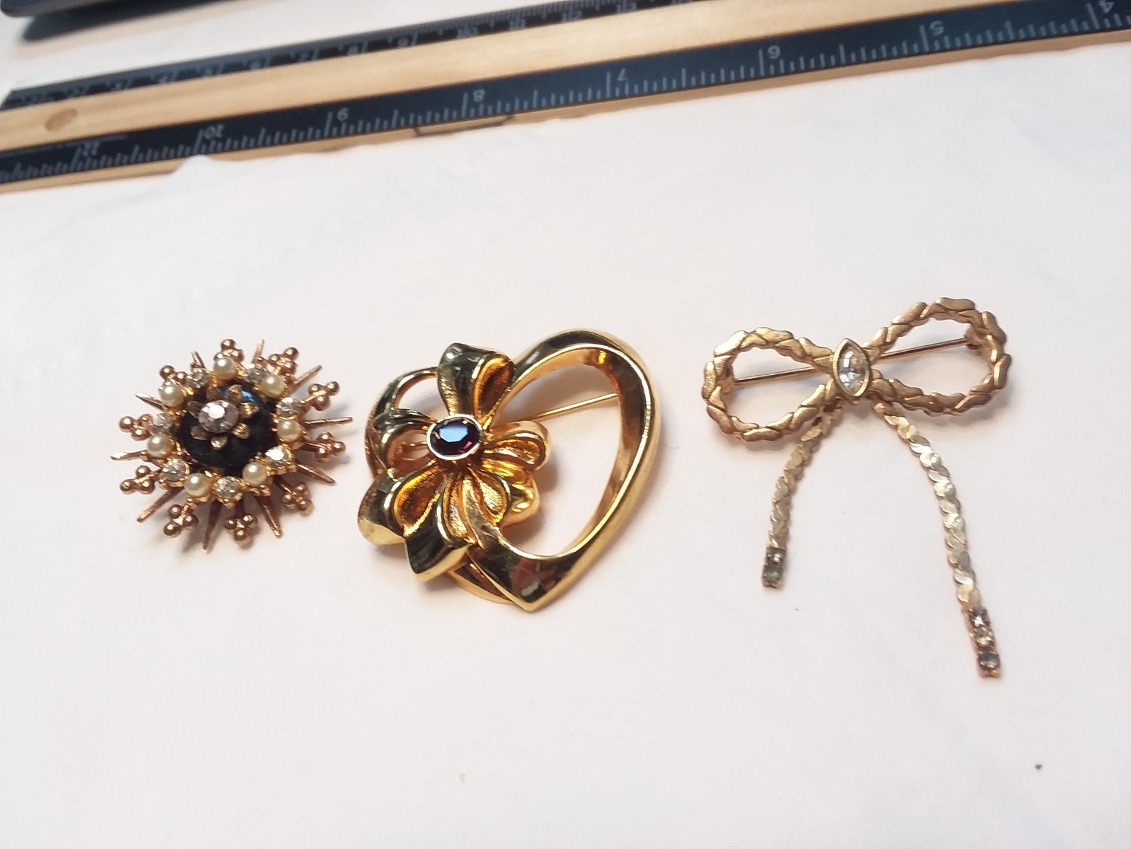 3 Vintage Brooches: 2 Avon, 1 Unbranded 05-01-2026