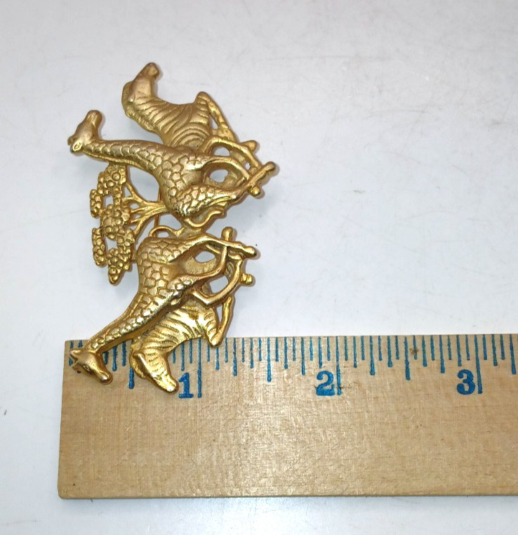 Vintage AJC African Safari Animals Giraffe Zebra Brooch Pin Brushed Gold Tone