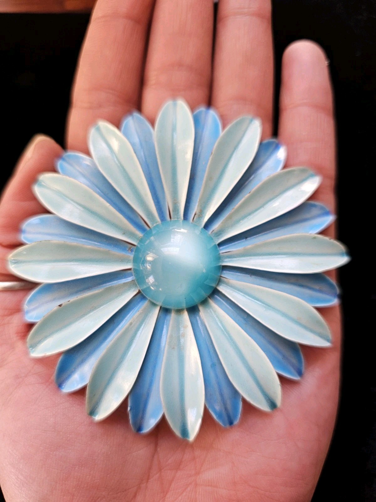 Mcm 3″ Brooch Blue Metal Enamel Flower Retro Daisy 3D Petals Statement Hippy