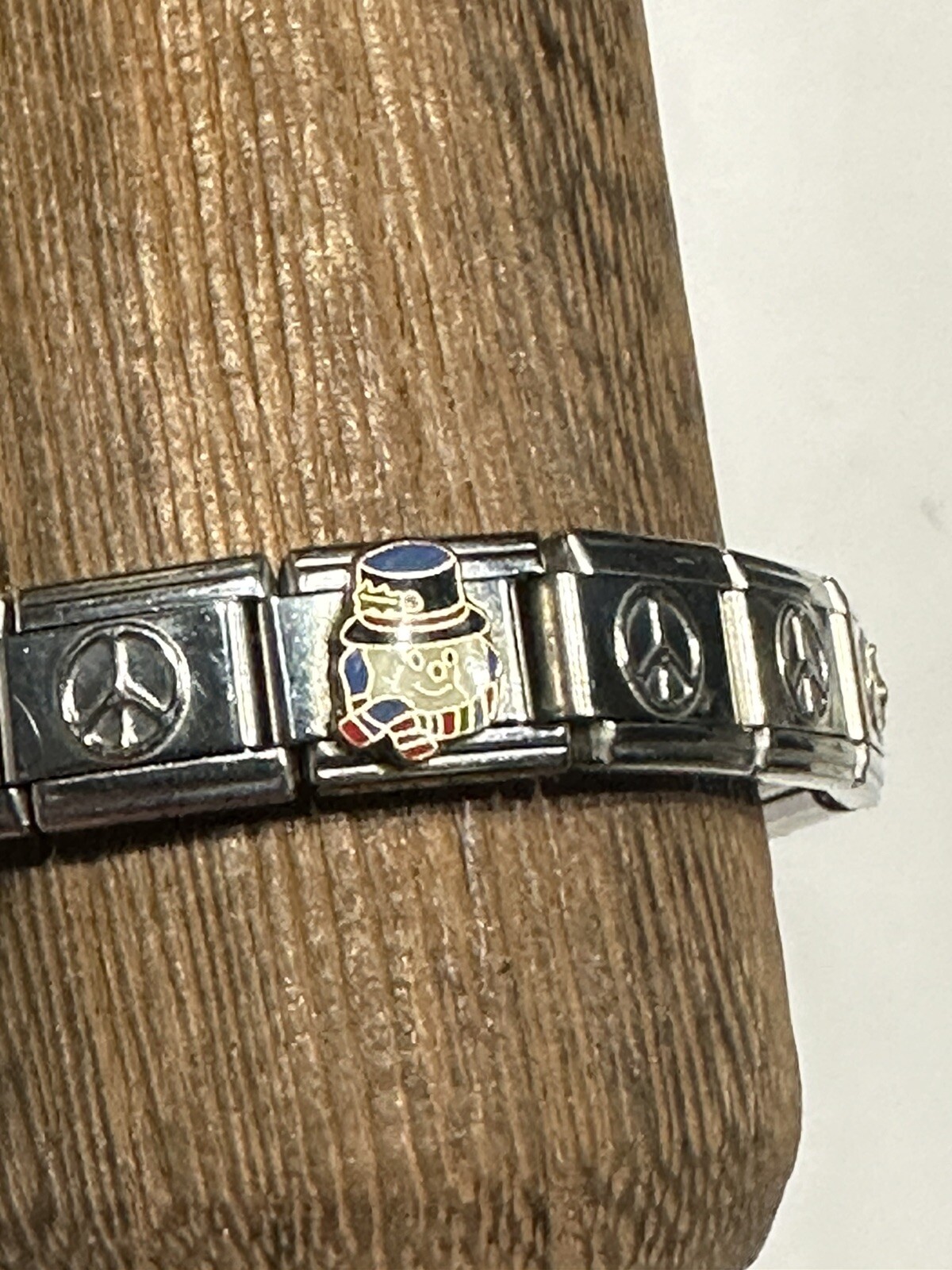Vintage D’linq Fashion Bracelet – Silver Tone – Stretch Band – Stainless Steel