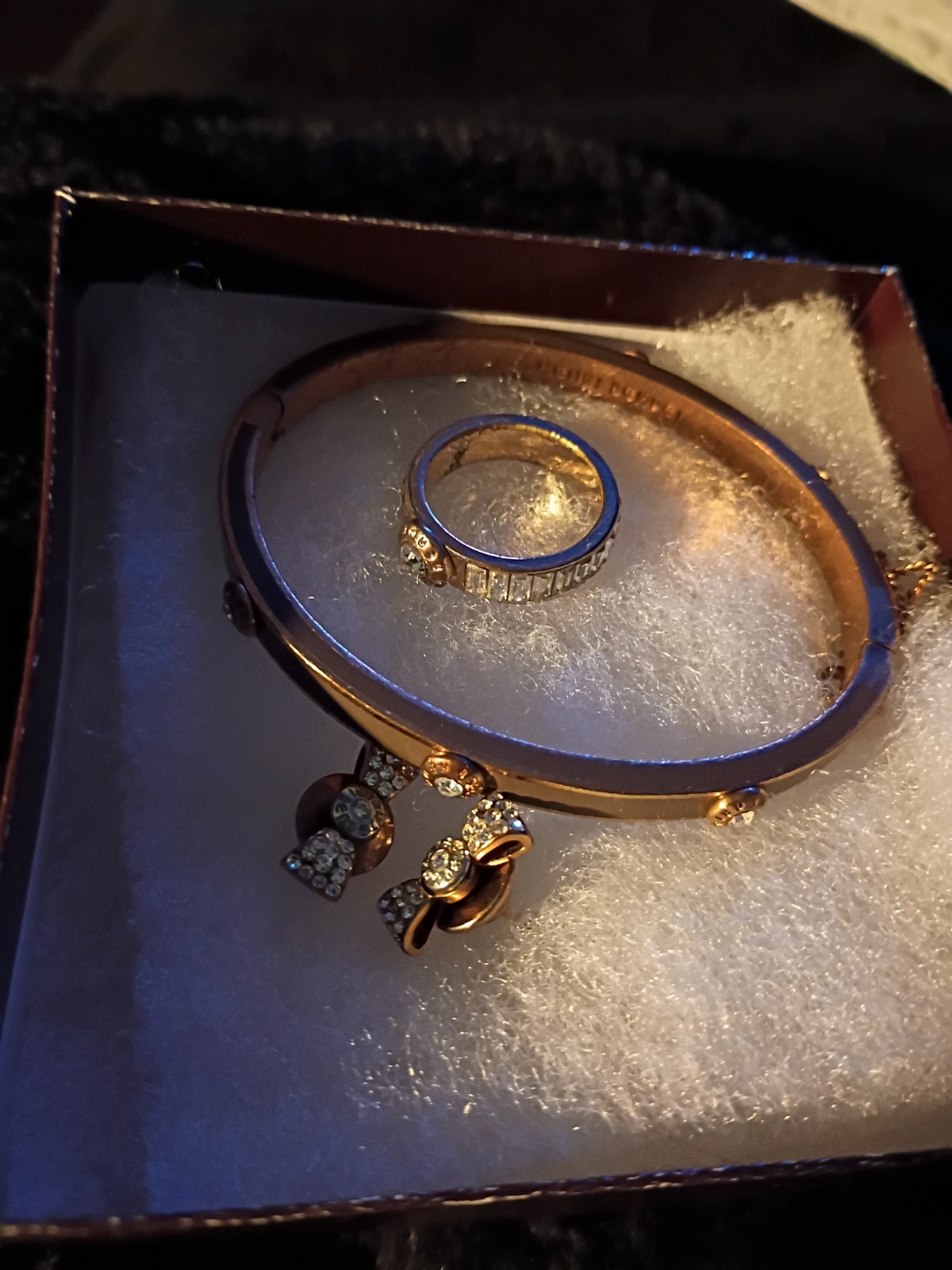 New york henri bendel braclet ring earrings set