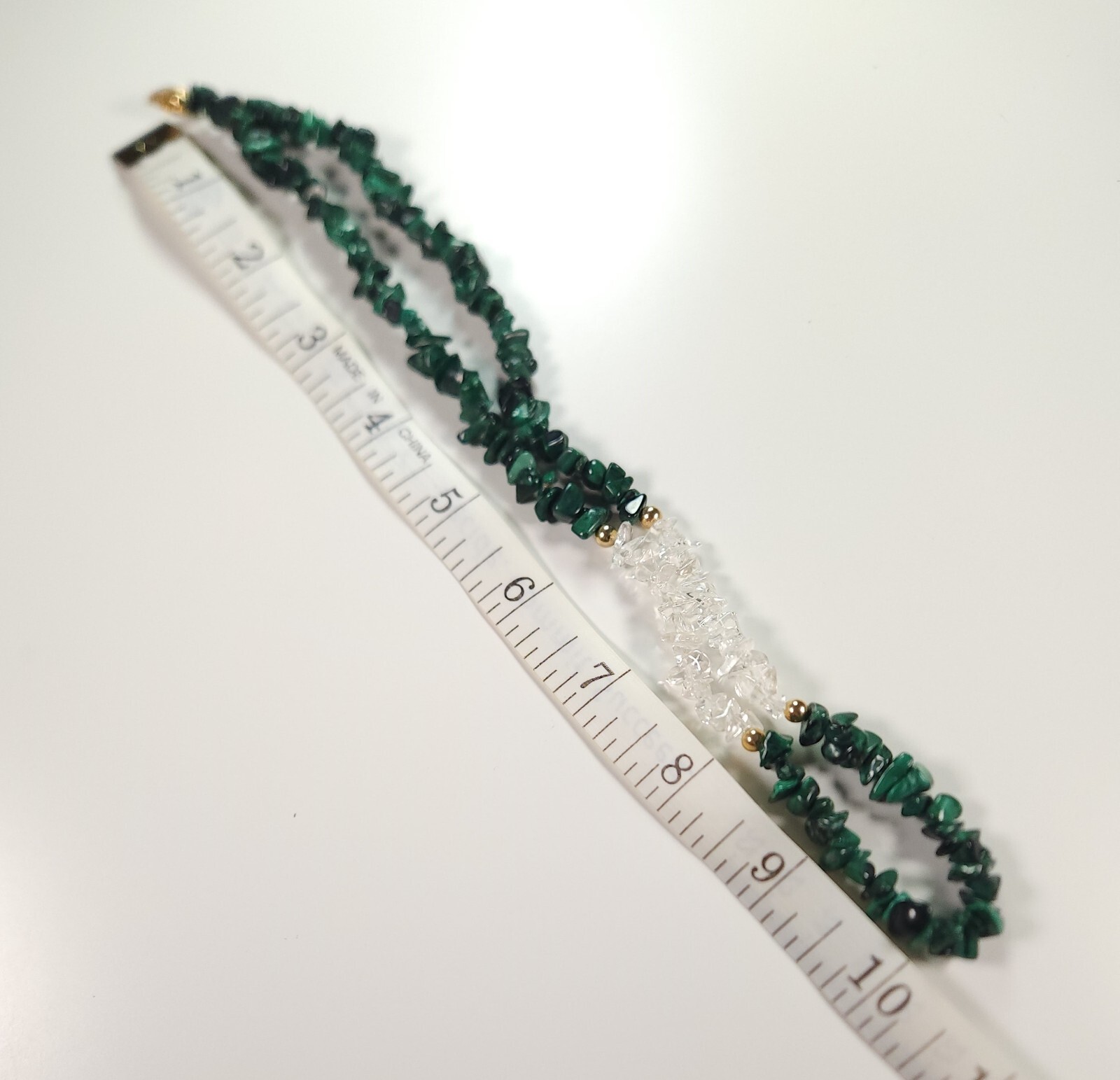 Vintage Dark Green and Clear Chipped Rock Bead Beaded Necklace Gold Accent