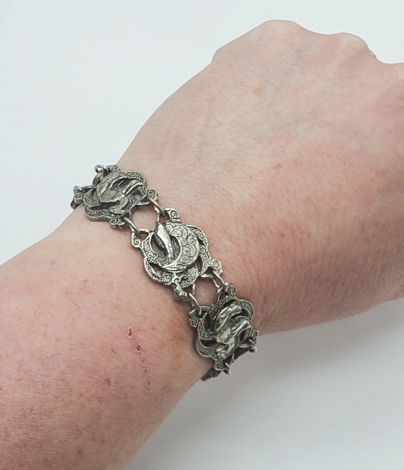 Vintage Hamsa Hand Sword Camel Metal Tourist Morocco Travel Souvenir 7″ Bracelet