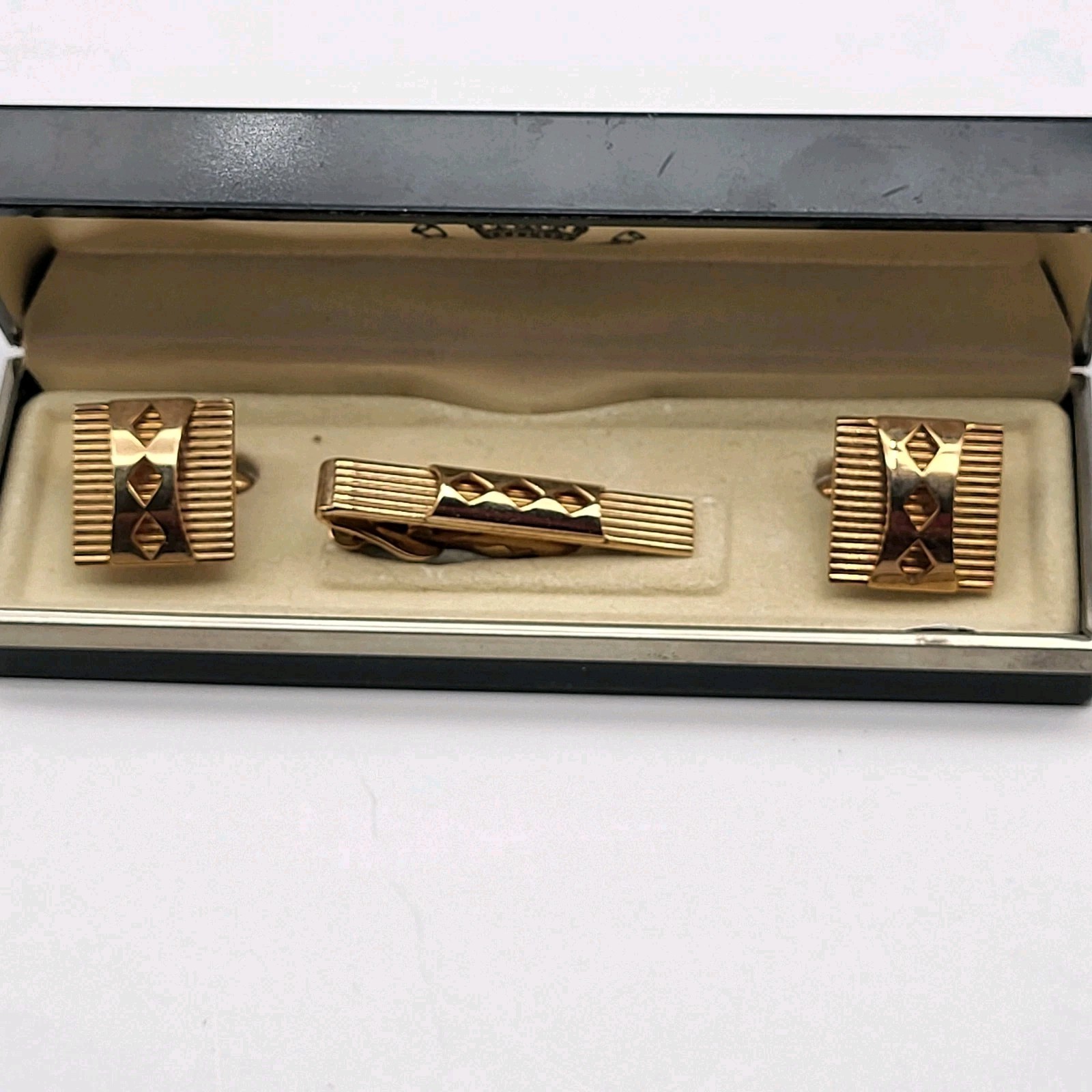 Vintage Swank Cufflinks & Tie Bar in box goldtone geometric