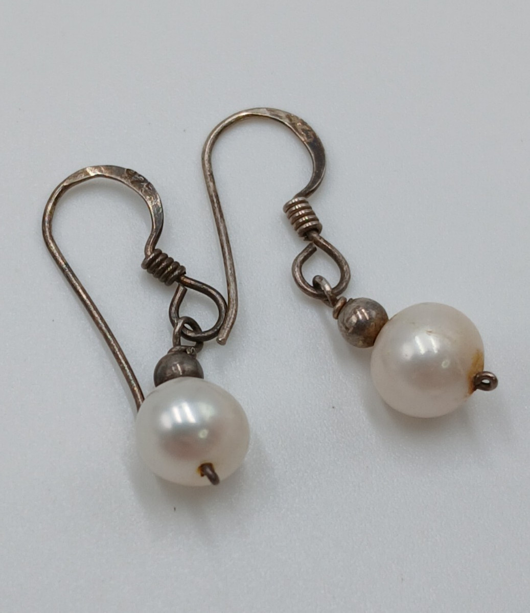 VTG 7mm Pearl Dangle Earrings 1in Drop Sterling Silver French Wire 1.43g Estate